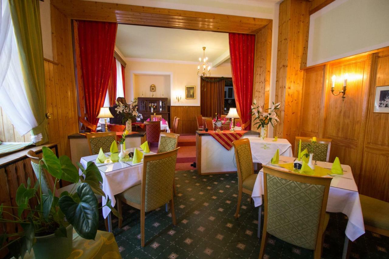 Hotel Central Bad Elster Kültér fotó